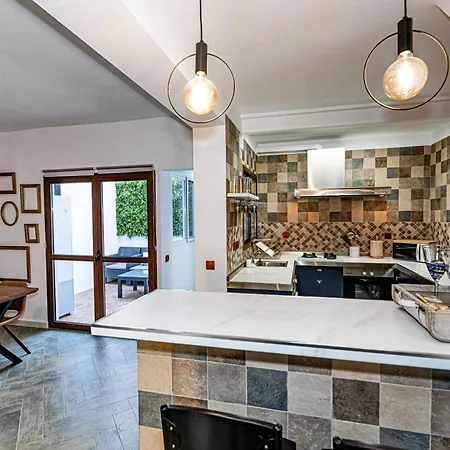 Pandora House Малага